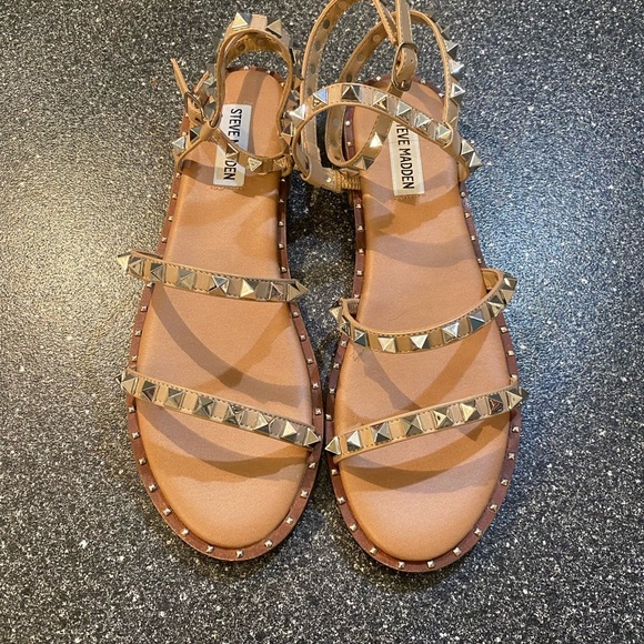 STEVE MADDEN | traveller sandals in size 8.5 - Picture 4 of 6